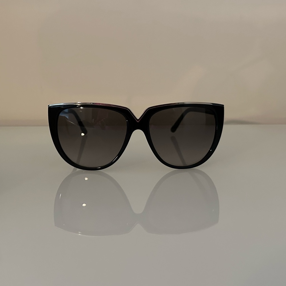 VALENTINO Black Sunnies - light wear!